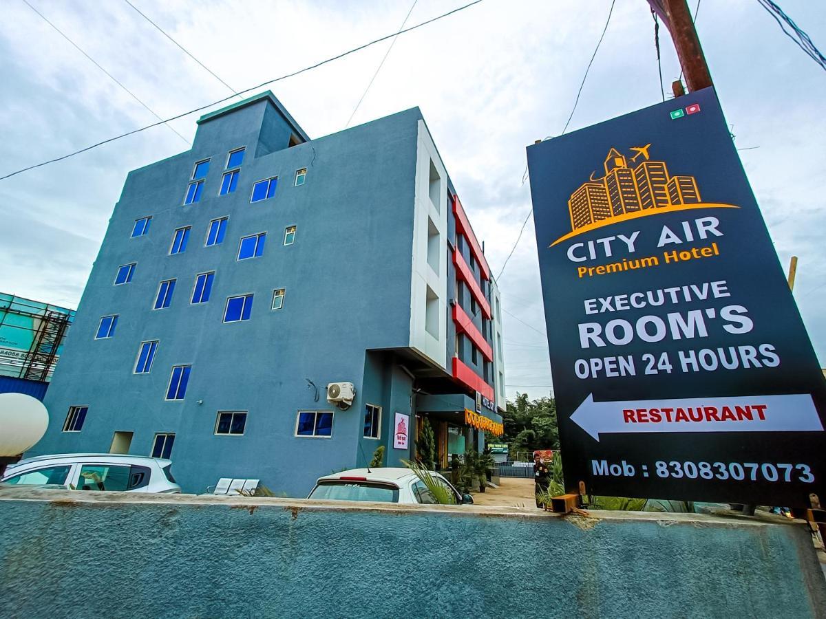 City Air Pune Esterno foto